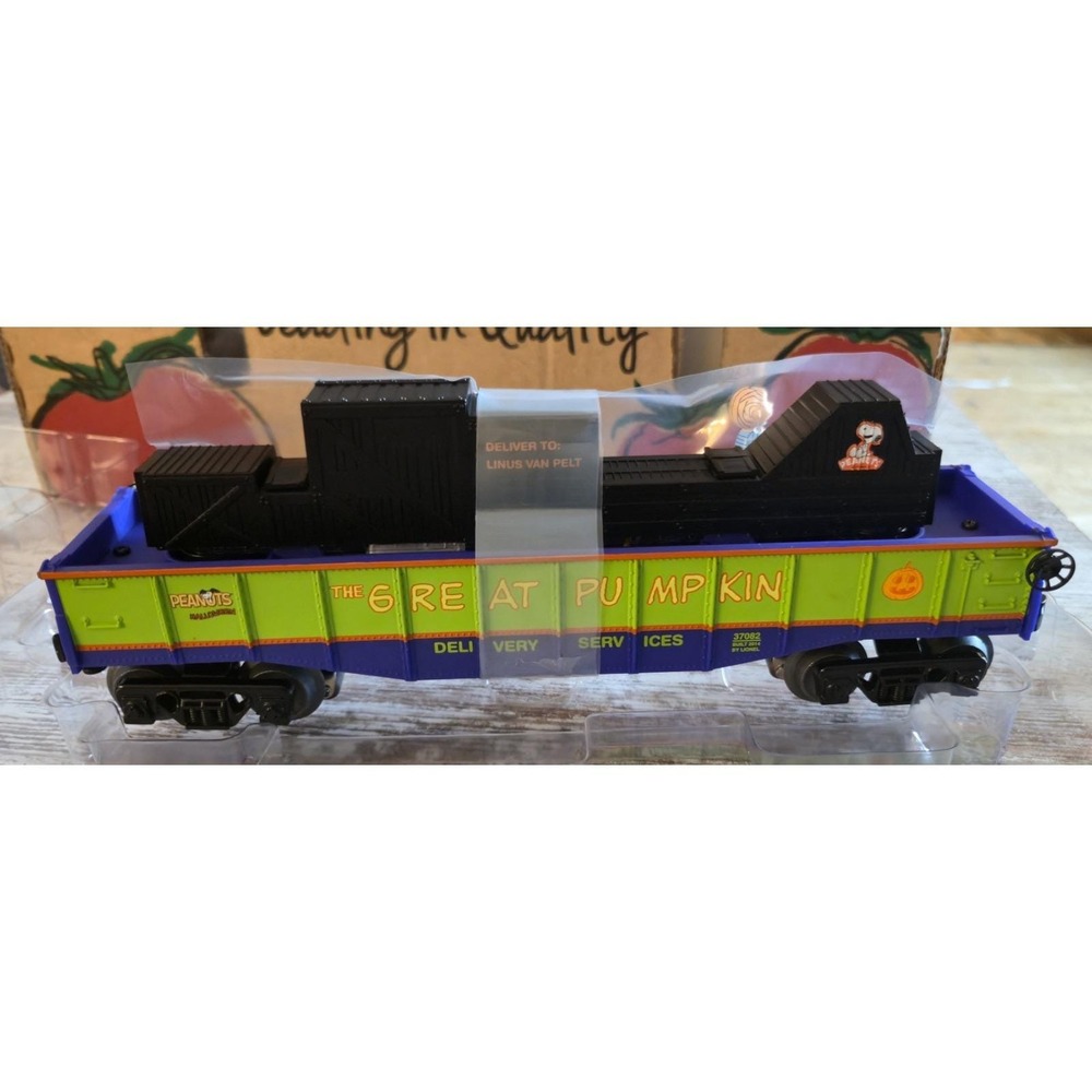 Lionel 6-37082 Peanuts Trick-or-Treat Animated Gondola O Gauge - NIB - Picture 6 of 15